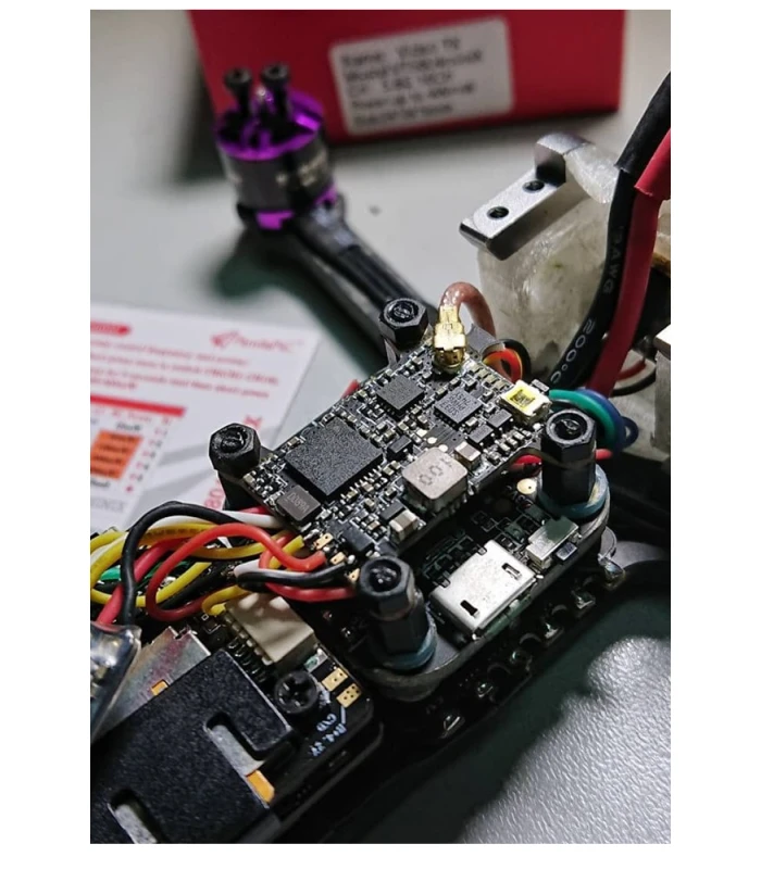 PandaRC VT5804 Mini X 25-400mW 5.8GHz 20x20 VTX - Image 3